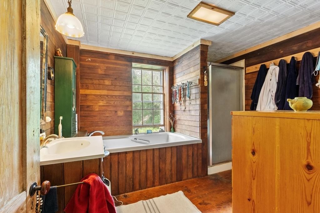 115 Ball Hill Rd Princeton — Photo 33 of 40