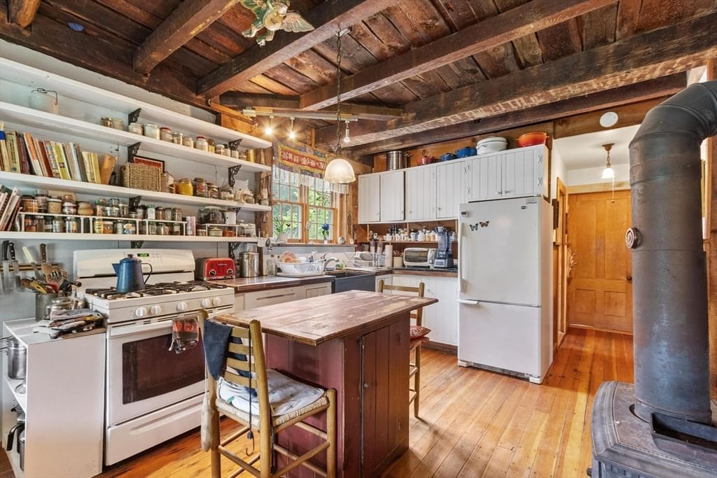 115 Ball Hill Rd Princeton — Photo 7 of 40