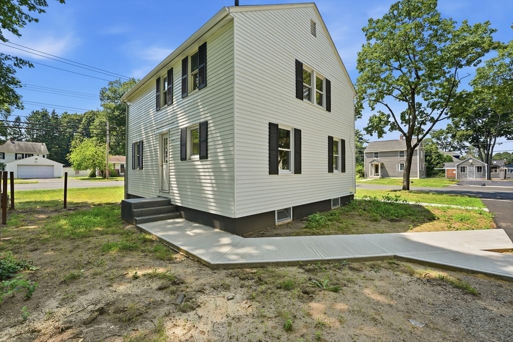 4 Hale West Springfield — Photo 3 of 17