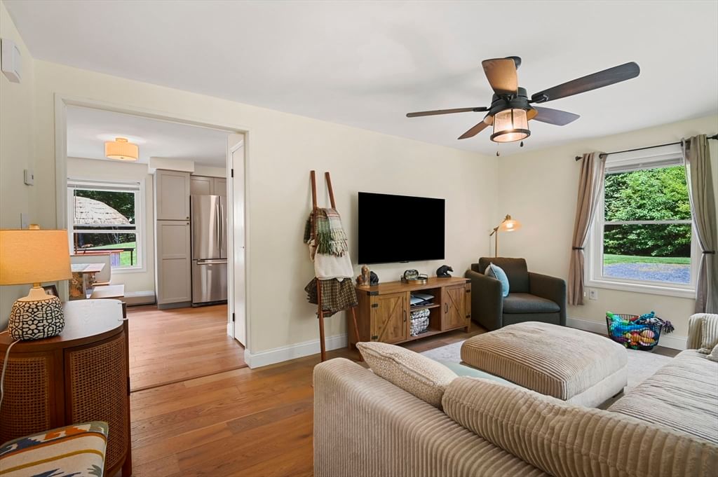 87 Monson Rd, Wales, MA 01081 photo 3