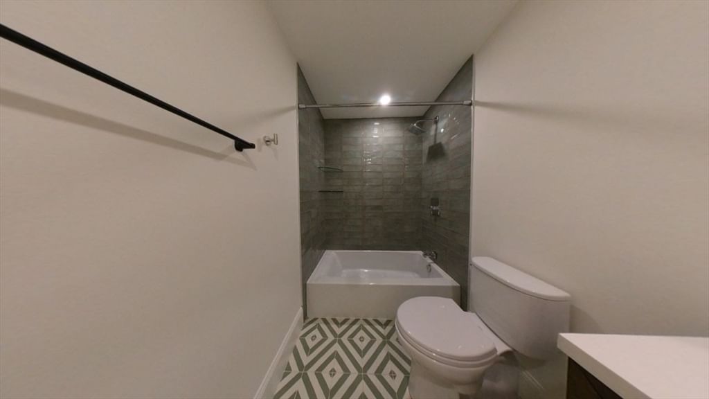154 Summer St #154 Medford — Photo 3 of 18