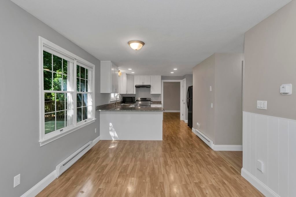 127 Szetela Drive Chicopee — Photo 5 of 38