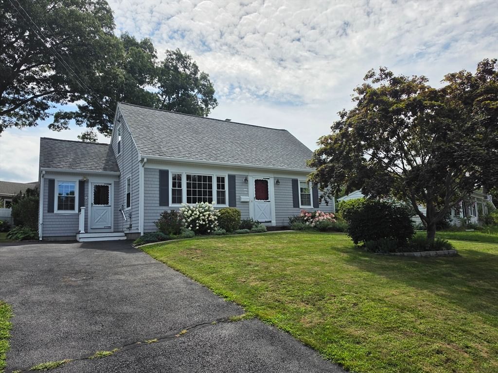 Property at 36 Ridgewood Rd, New Bedford, MA 02745