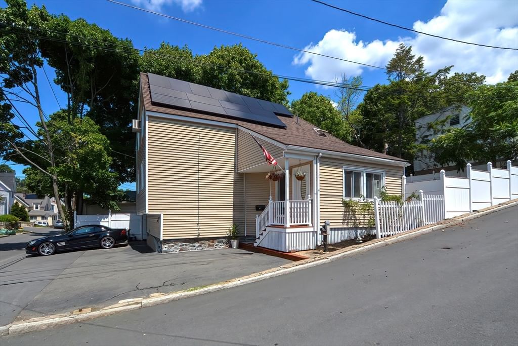 15 Bower S Bower Malden — Photo 2 of 36