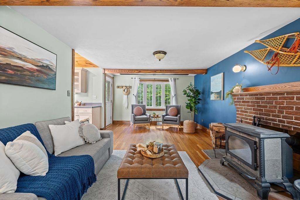 104 Ball Hill Rd Princeton — Photo 4 of 42
