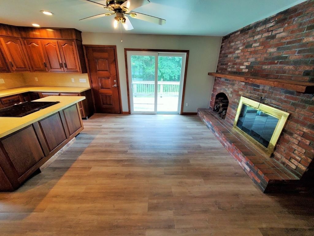 197 W. Center St. West Bridgewater — Photo 6 of 25