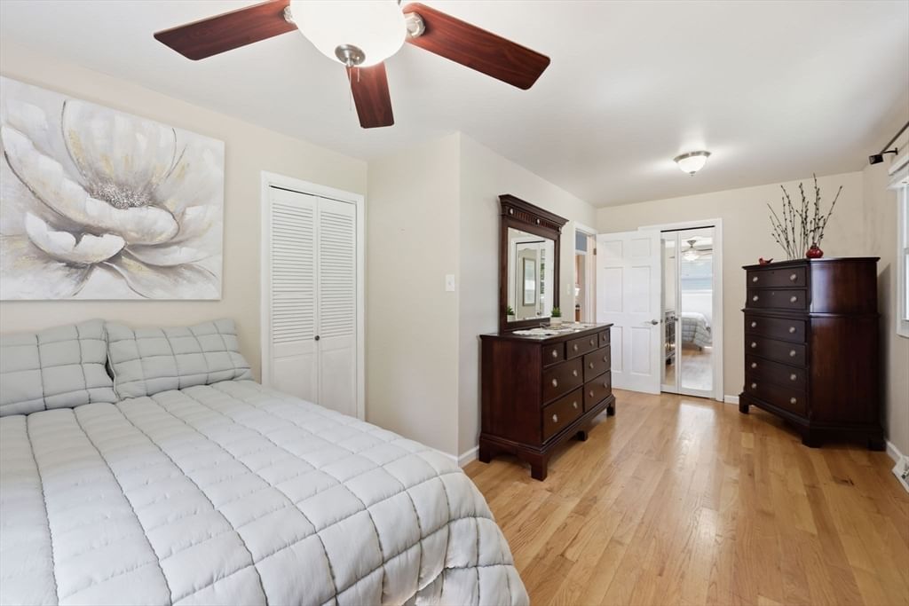 37 Squirrel Rd Springfield — Photo 24 of 42