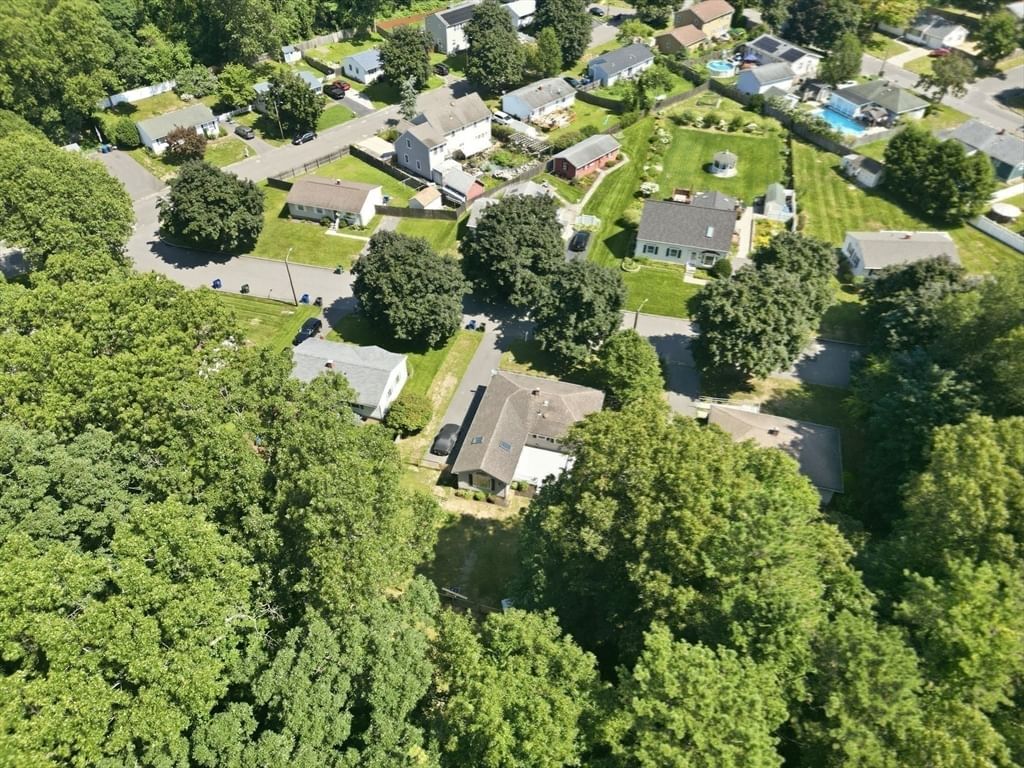 37 Squirrel Rd Springfield — Photo 37 of 42