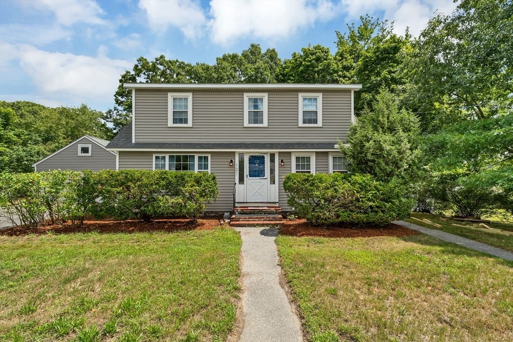 Property at 121 Elm St, Methuen, MA 01844