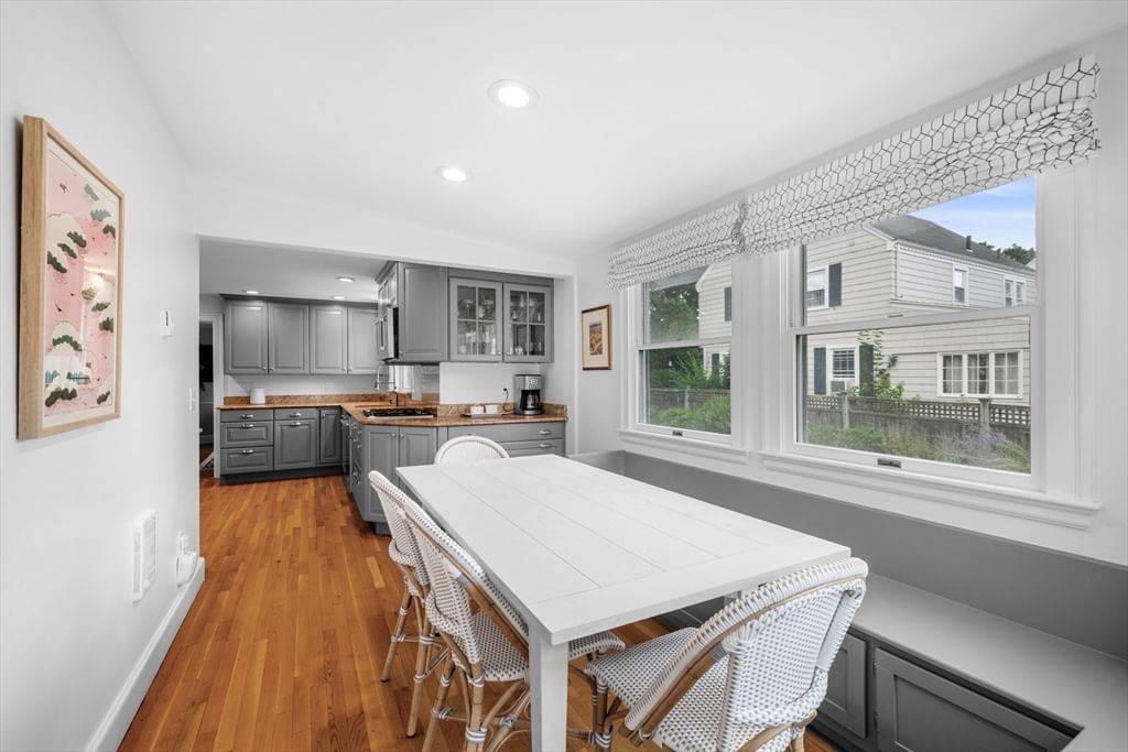 99 Tedesco St Marblehead — Photo 14 of 37