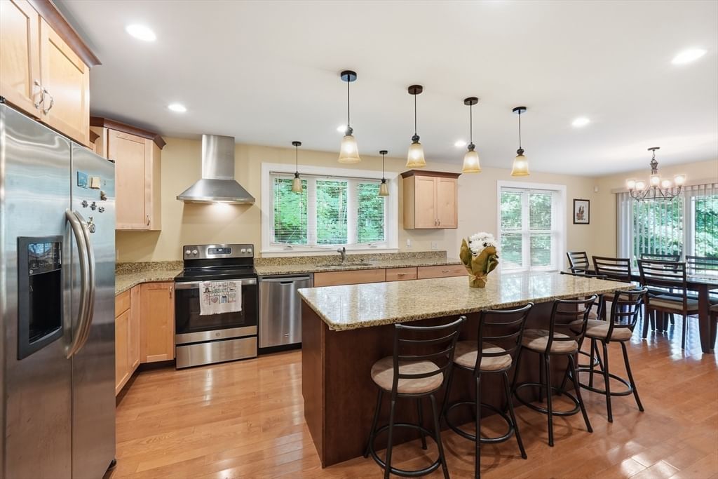 2 Dogwood Dr Belchertown — Photo 14 of 41