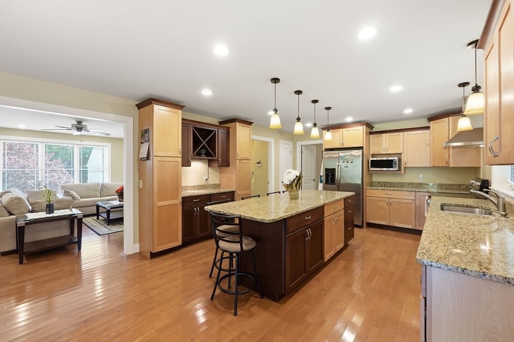 2 Dogwood Dr Belchertown — Photo 22 of 41