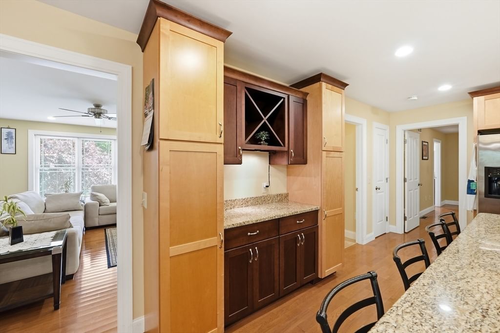 2 Dogwood Dr Belchertown — Photo 23 of 41
