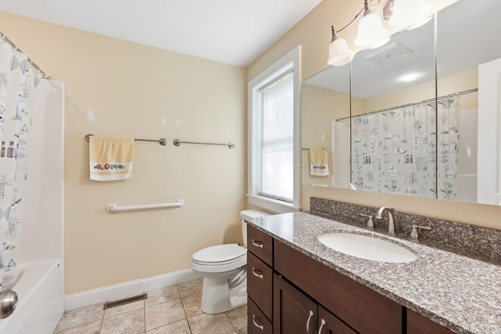 2 Dogwood Dr Belchertown — Photo 32 of 41