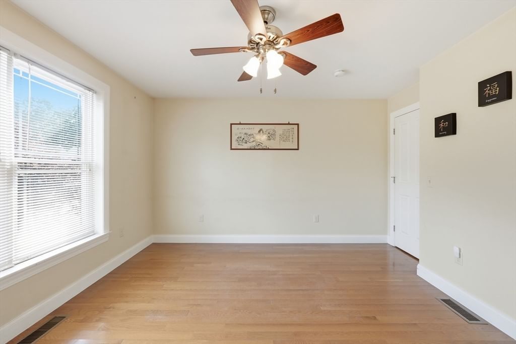 2 Dogwood Dr Belchertown — Photo 36 of 41