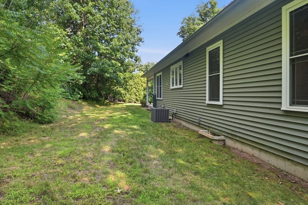 2 Dogwood Dr Belchertown — Photo 40 of 41