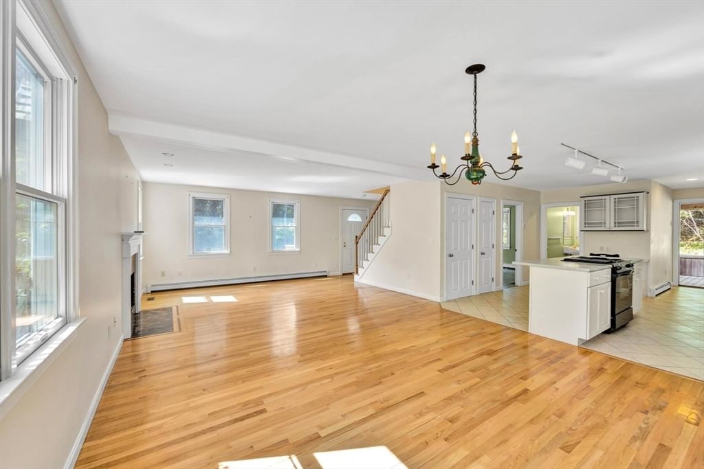 193 Wayside Drive Brewster — Photo 6 of 31
