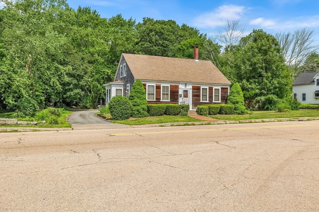 Property at 1313 Somerset Ave, Taunton, MA 02780