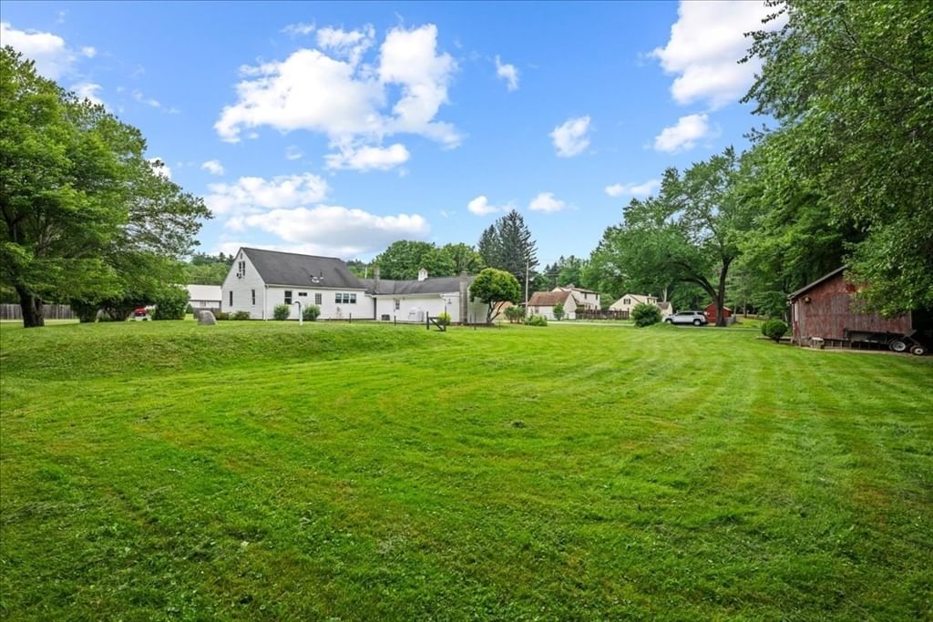 2 Adams Dr Brimfield — Photo 29 of 35