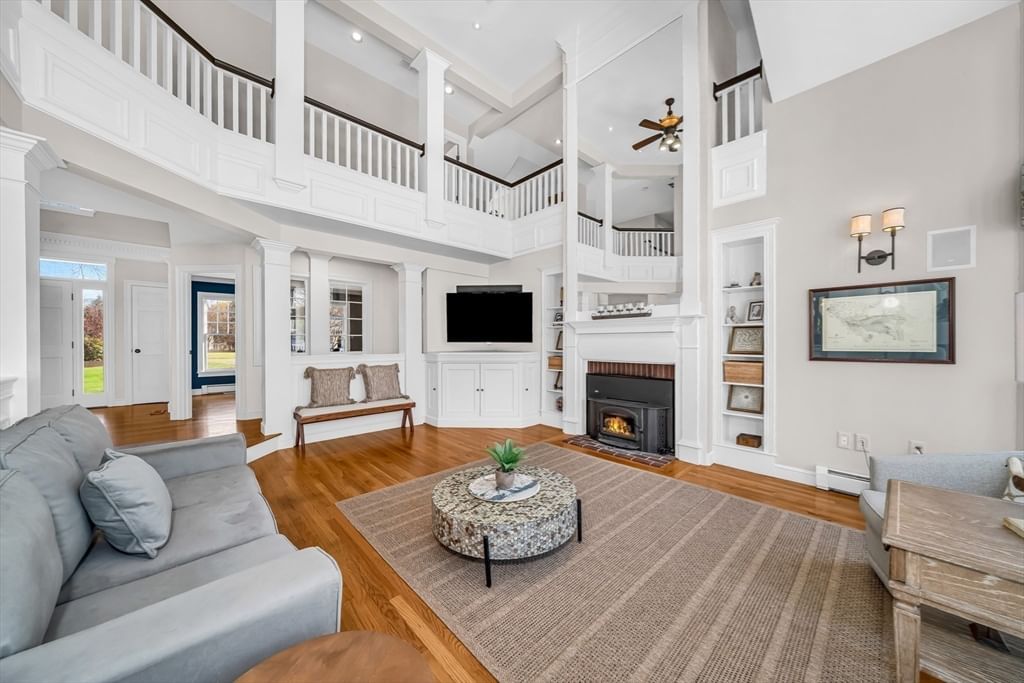 Listing Image 10