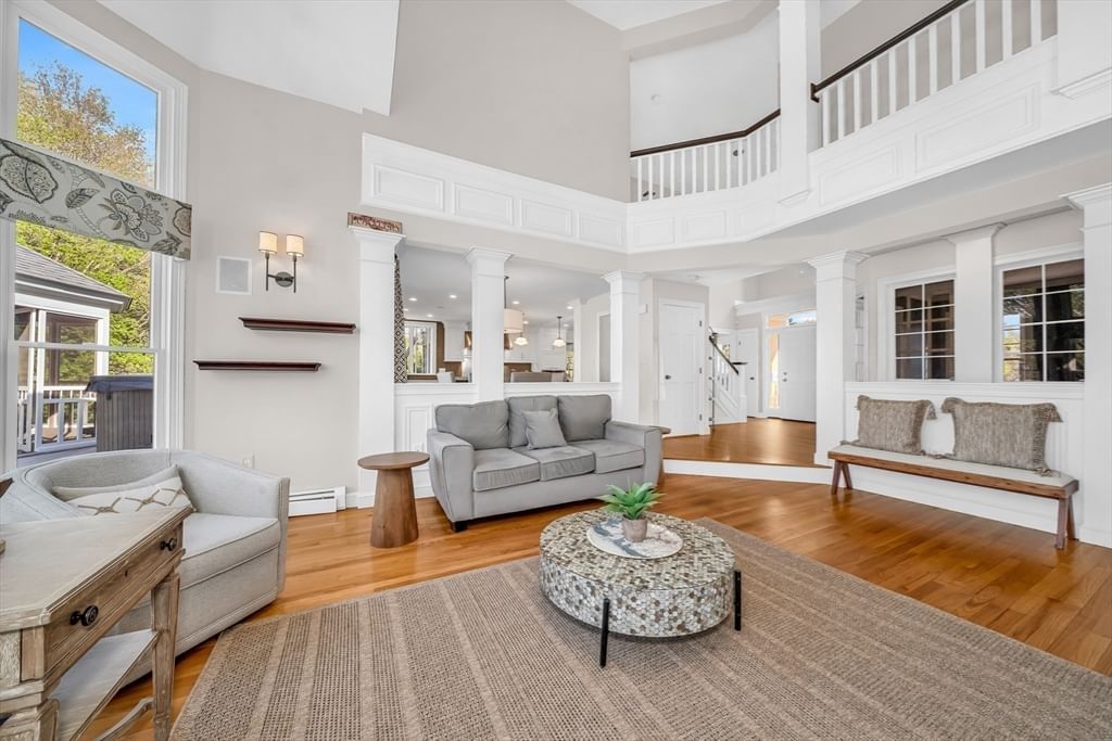Listing Image 11