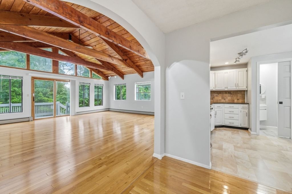 69 Lake St Shrewsbury — Photo 8 of 42