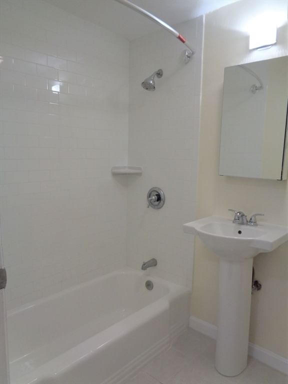 553 Brookline Avenue #3 Brookline — Photo 5 of 9
