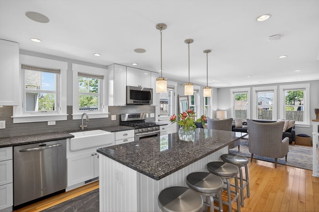 7 Conant Street #Unit 4 Provincetown — Photo 2 of 41