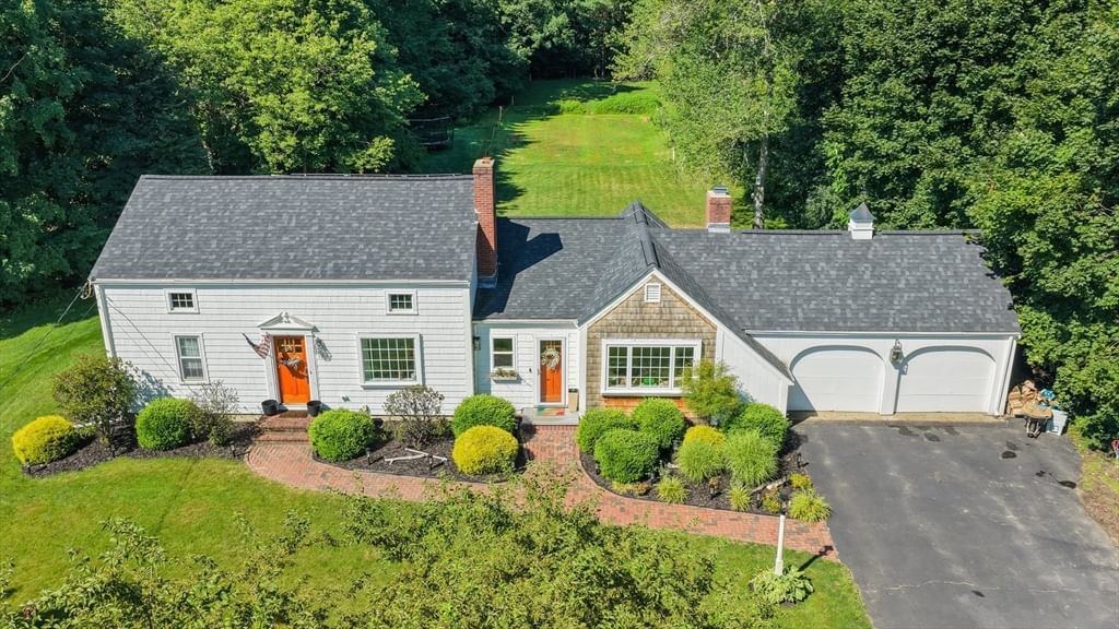 Property at 13 Forrest Rd, Topsfield, MA 01983