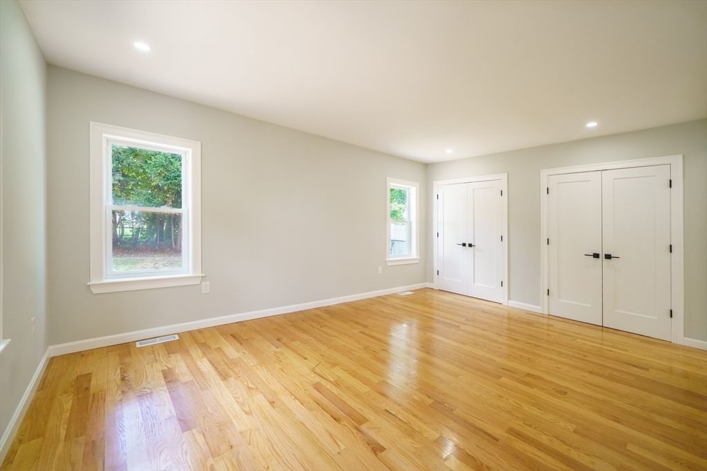 124 Magoun Ave Brockton — Photo 12 of 38