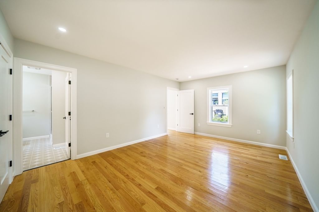 124 Magoun Ave Brockton — Photo 13 of 38