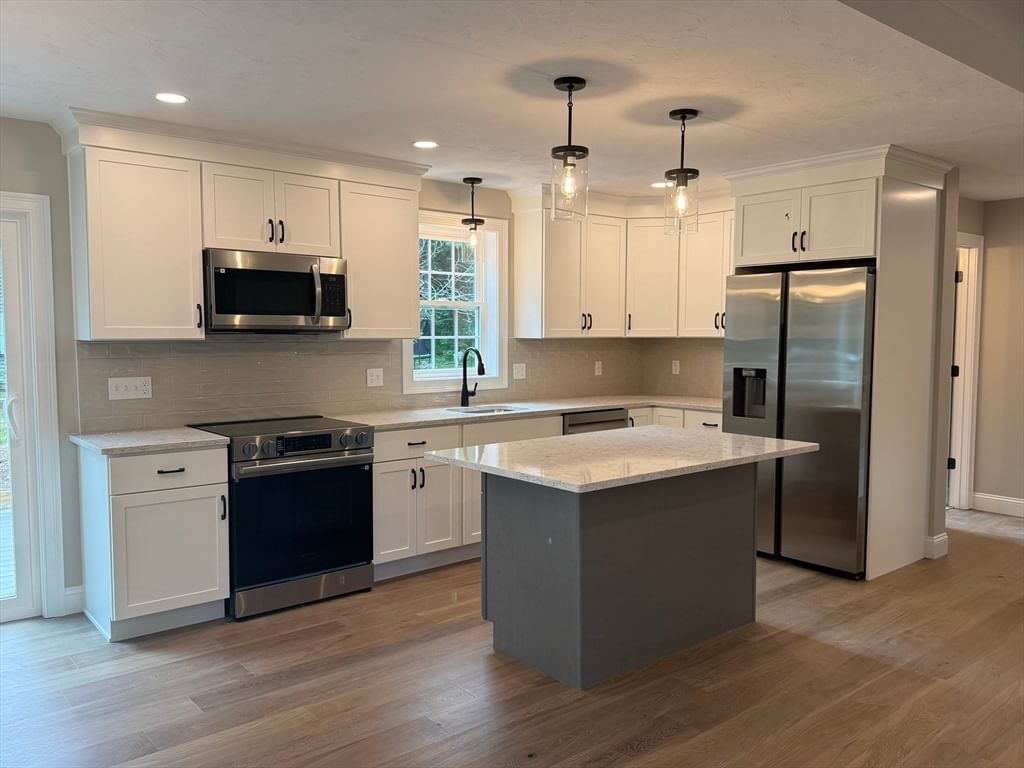 240 Spring St West Bridgewater — Photo 8 of 42
