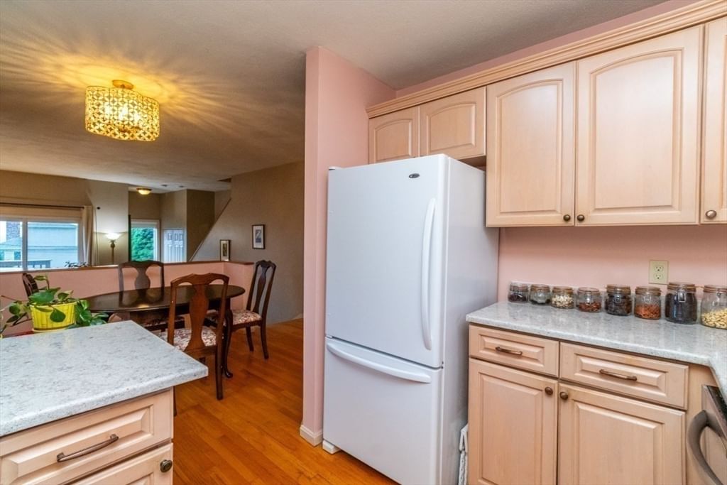 43 Ocean Ave #43 Lynn — Photo 9 of 27