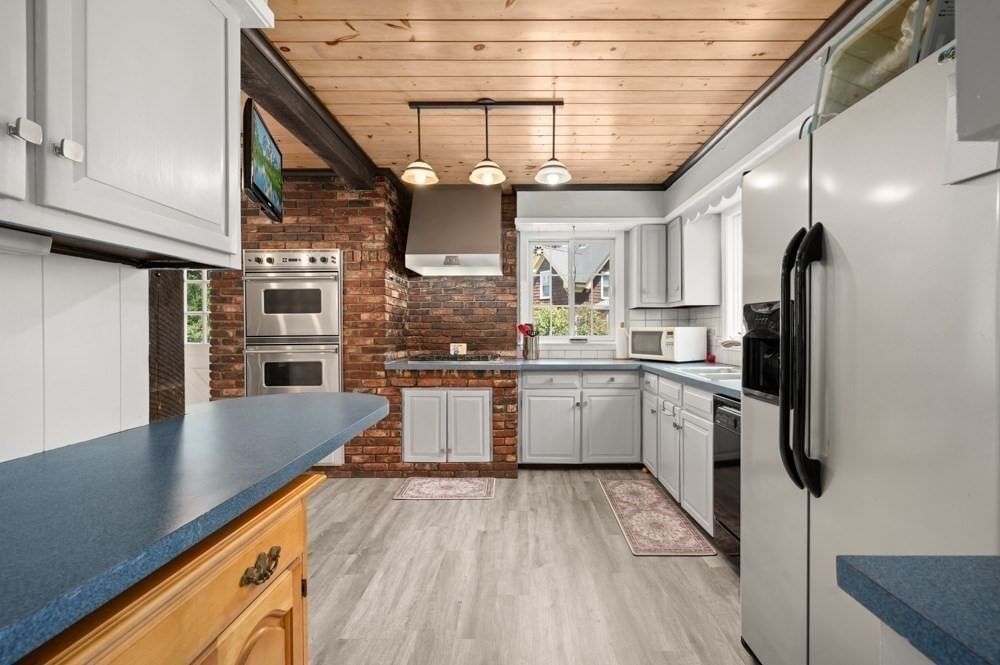 34 Basset Street Lynn — Photo 14 of 38