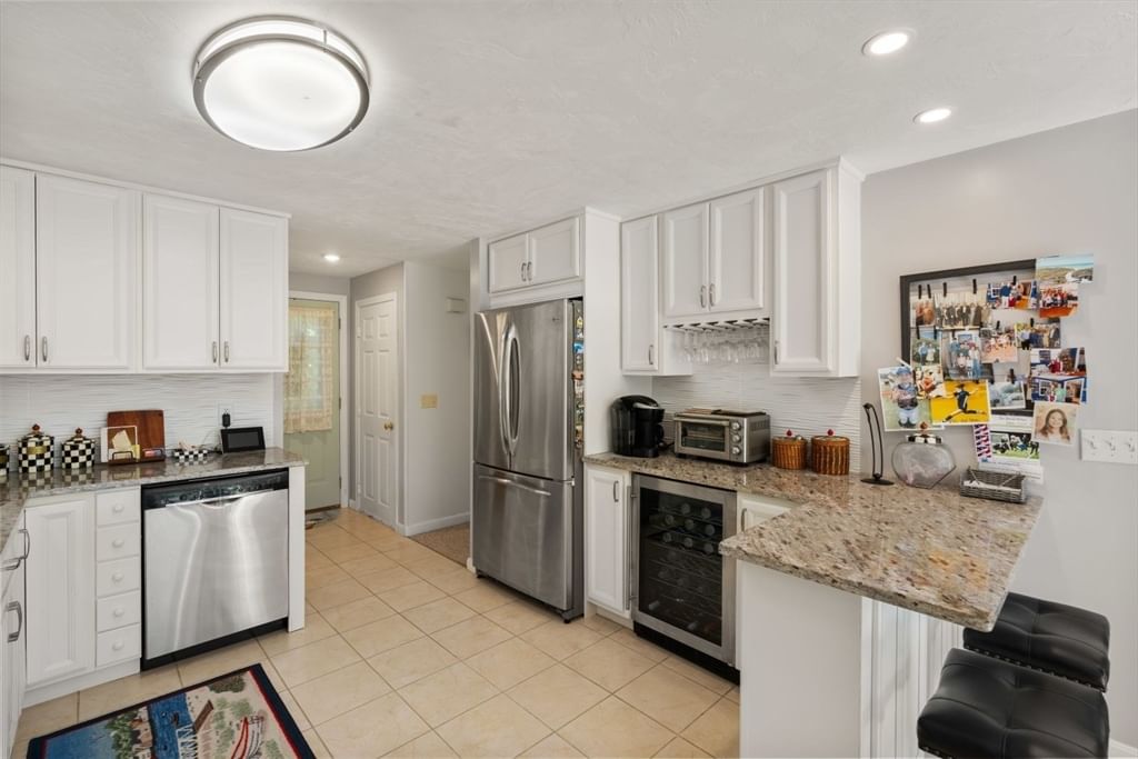 29 Colt Lane Plymouth — Photo 13 of 33