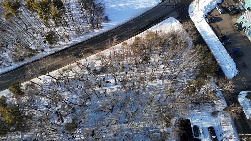 319 West St Uxbridge — Photo 6 of 12