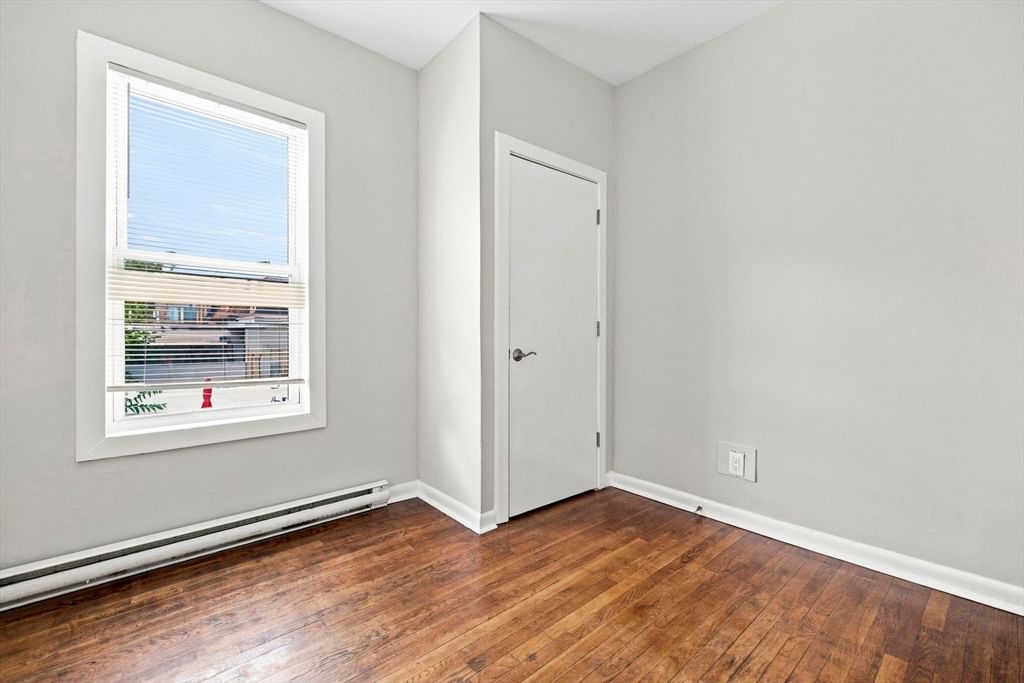 121 George St Boston — Photo 17 of 24