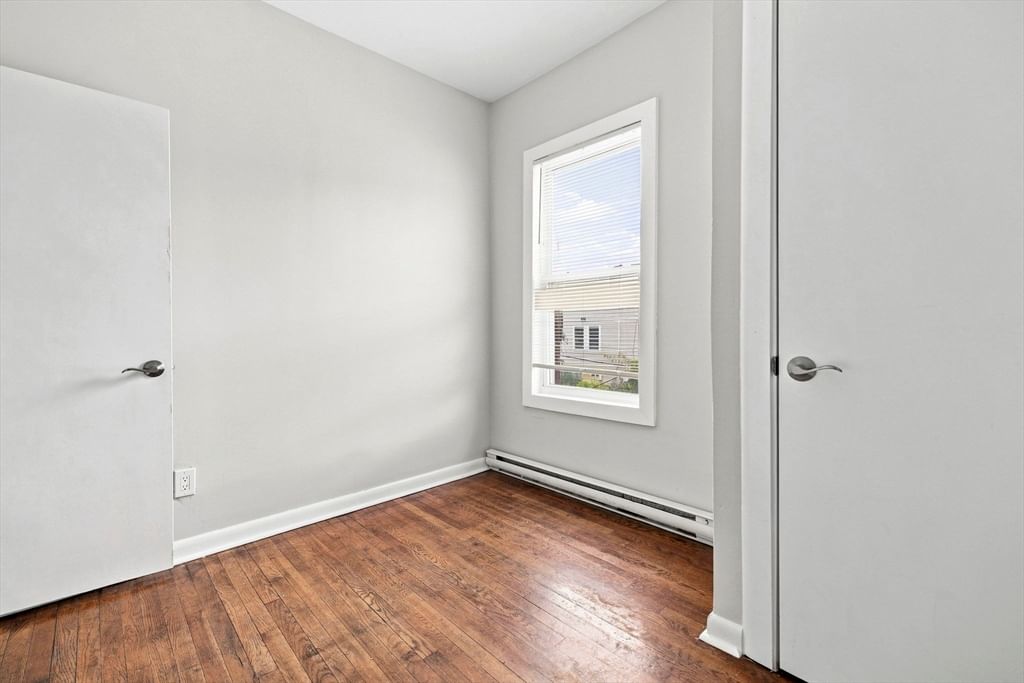 121 George St Boston — Photo 19 of 24