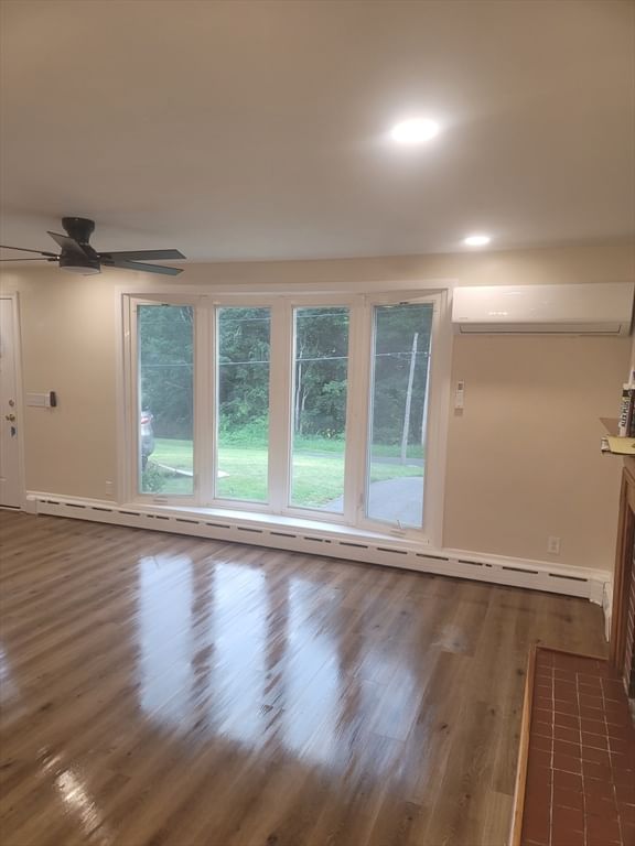 102 Coy Hill Road Warren — Photo 9 of 42