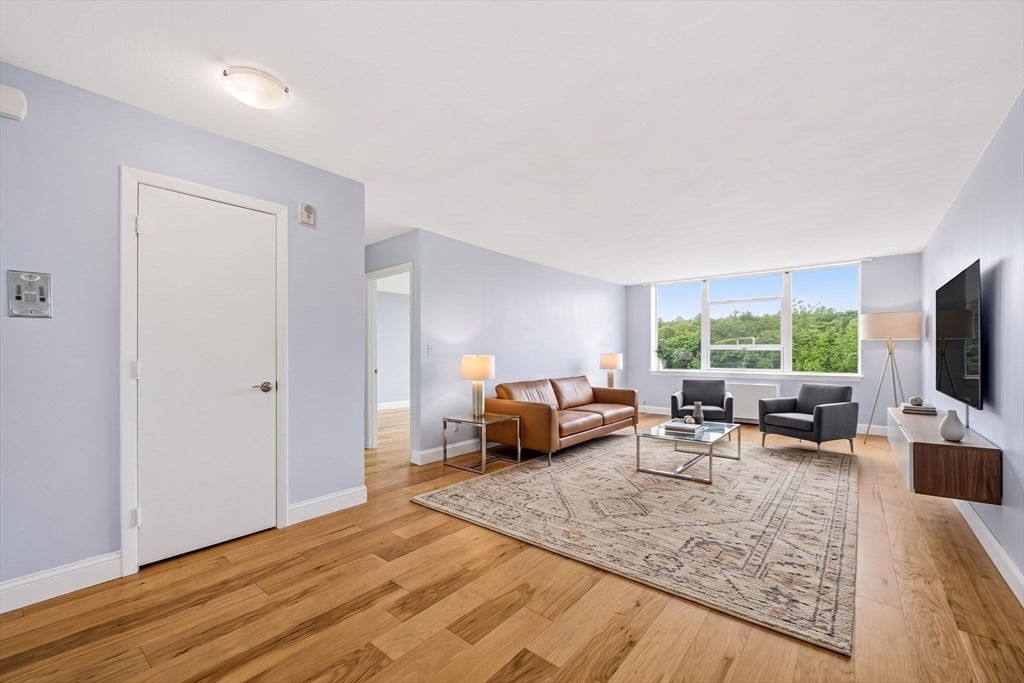 20 Hammond Pond Pkwy #506 Newton — Photo 11 of 39