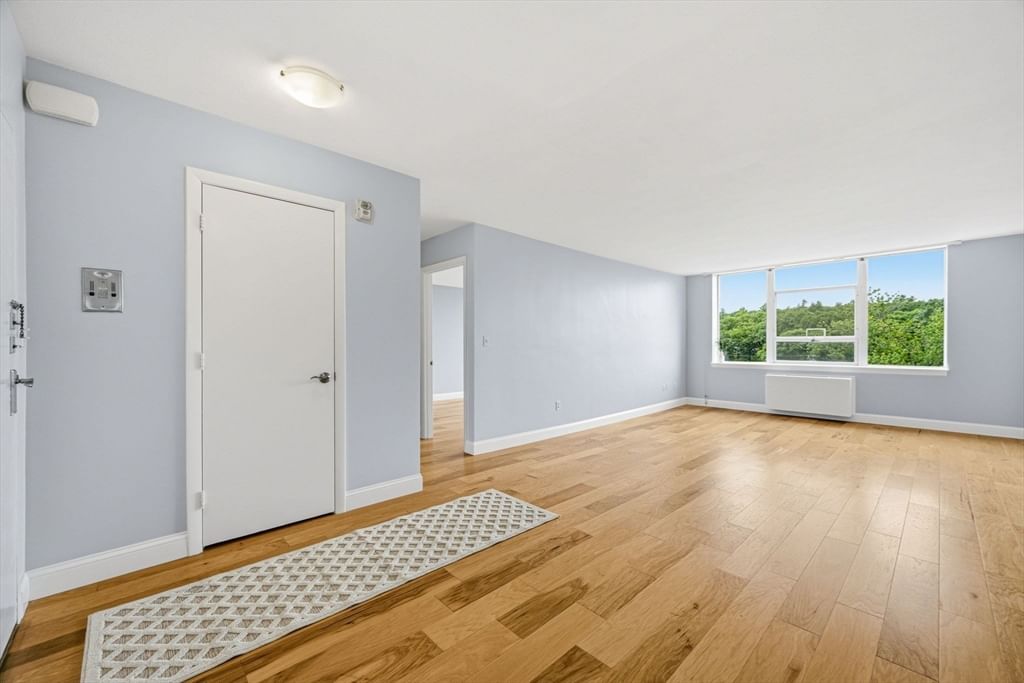 20 Hammond Pond Pkwy #506 Newton — Photo 12 of 39