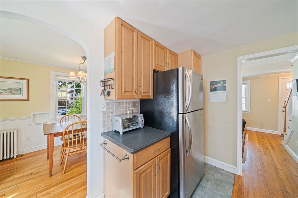 272 Belmont St Quincy — Photo 8 of 39