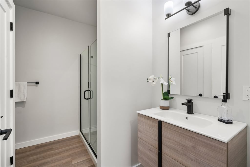 10 Somerset #U304 Winthrop — Photo 5 of 10