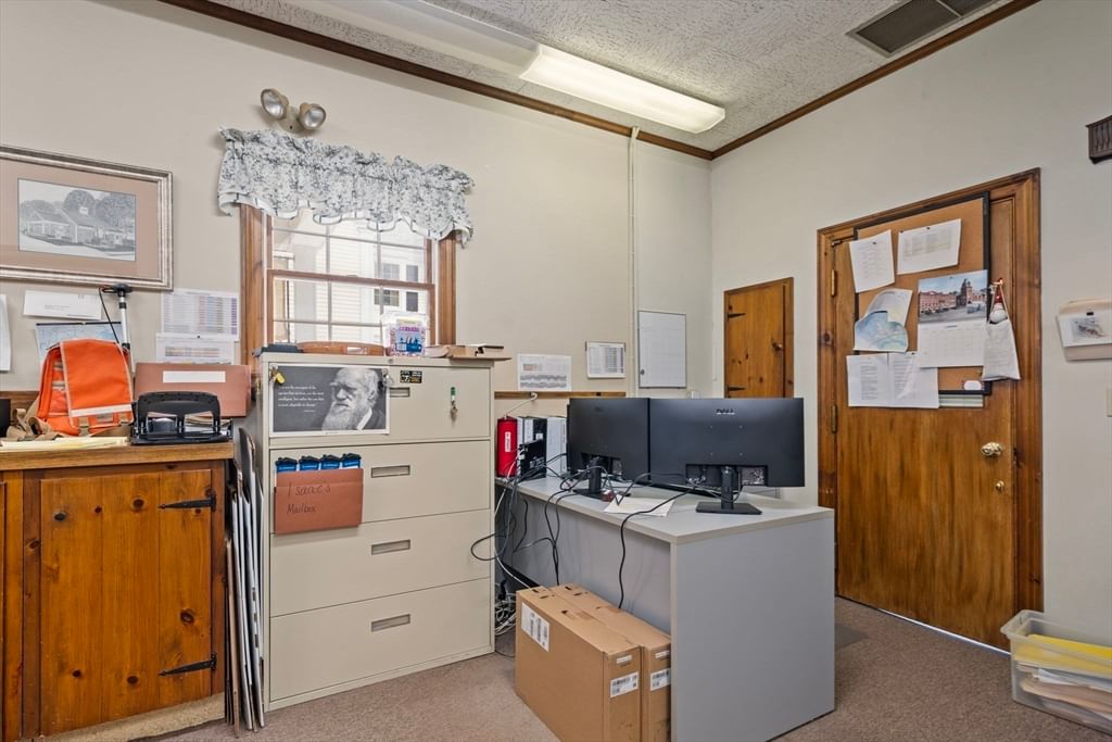 10 W Main St Merrimac — Photo 16 of 42