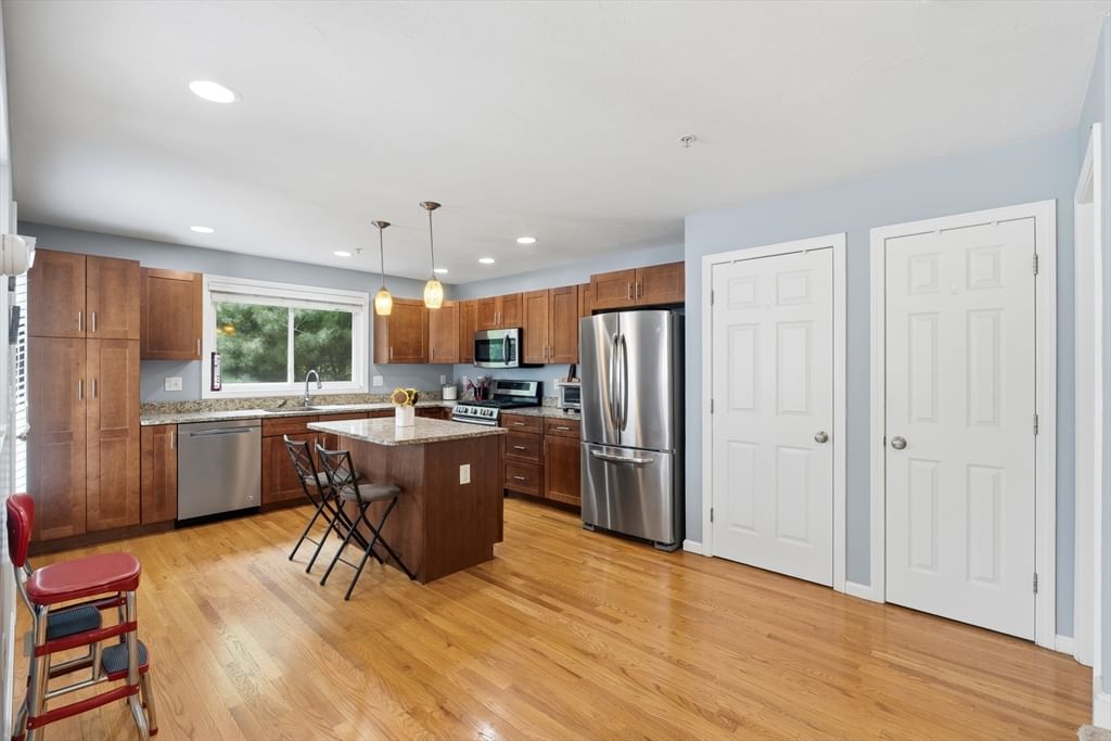 23 Governors Way #D Milford — Photo 13 of 37