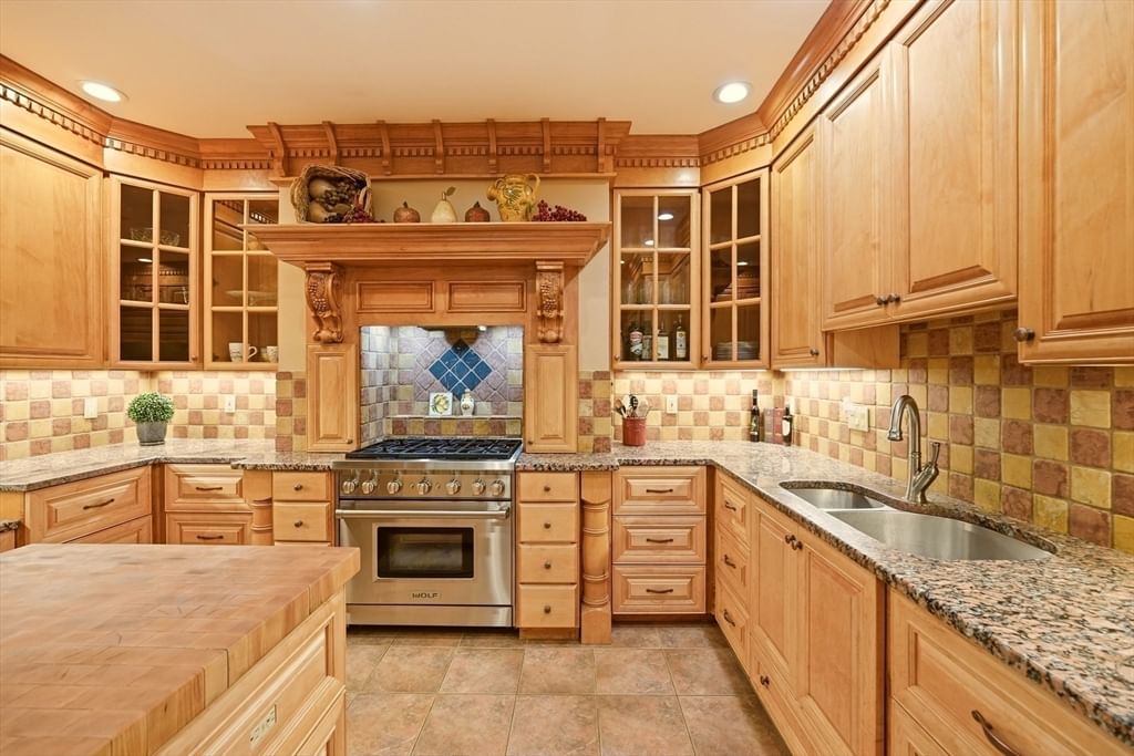 317 Linden St Boylston — Photo 14 of 42