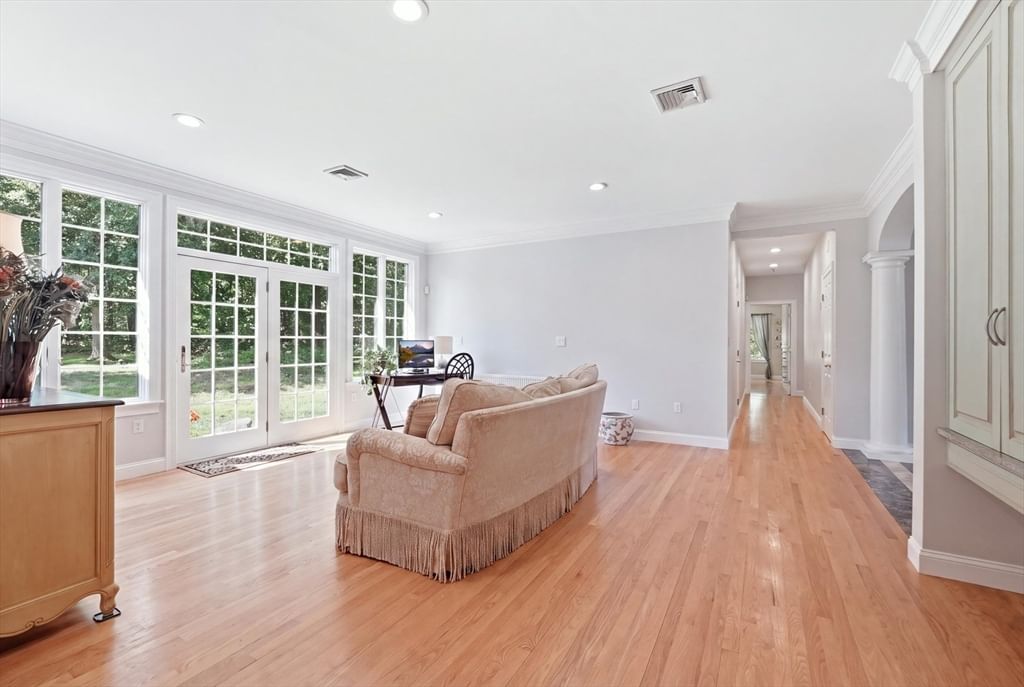 317 Linden St Boylston — Photo 19 of 42