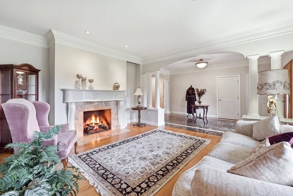 317 Linden St Boylston — Photo 7 of 42