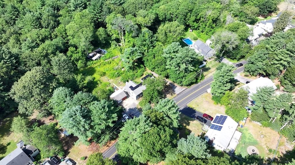 127 Pleasant St, Pembroke, MA 02359 photo 5