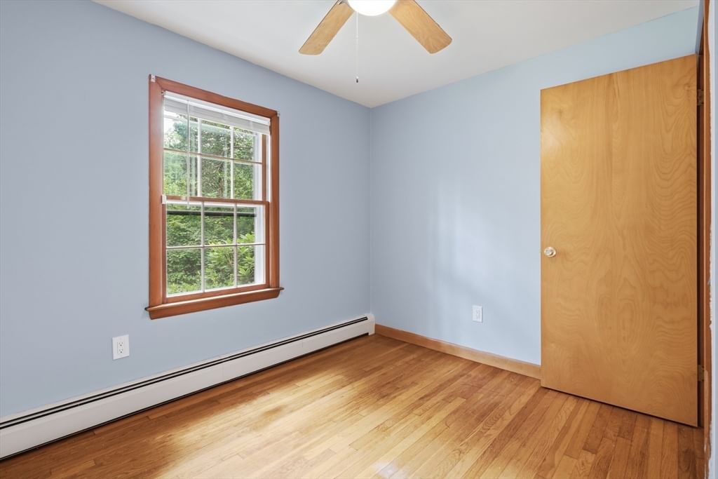 292 Anawan St Rehoboth — Photo 23 of 31